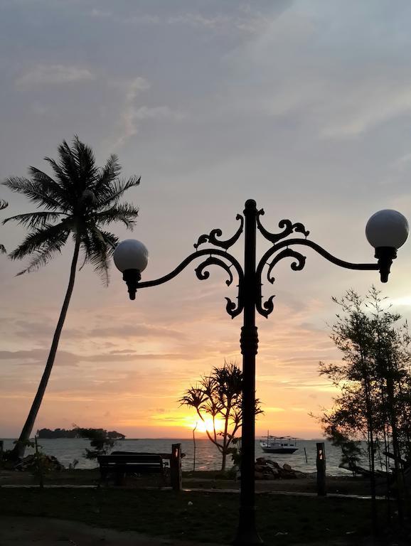 Ary'S Lagoon Bungalow & Hotel Karimunjawa Luaran gambar