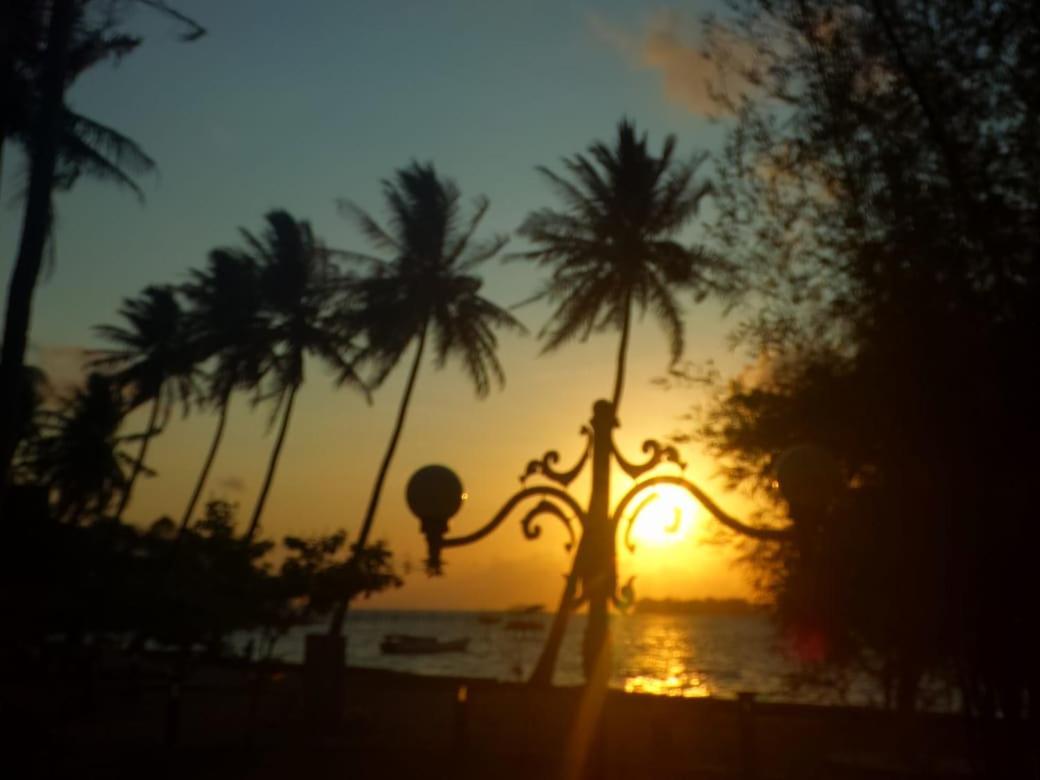 Ary'S Lagoon Bungalow & Hotel Karimunjawa Luaran gambar
