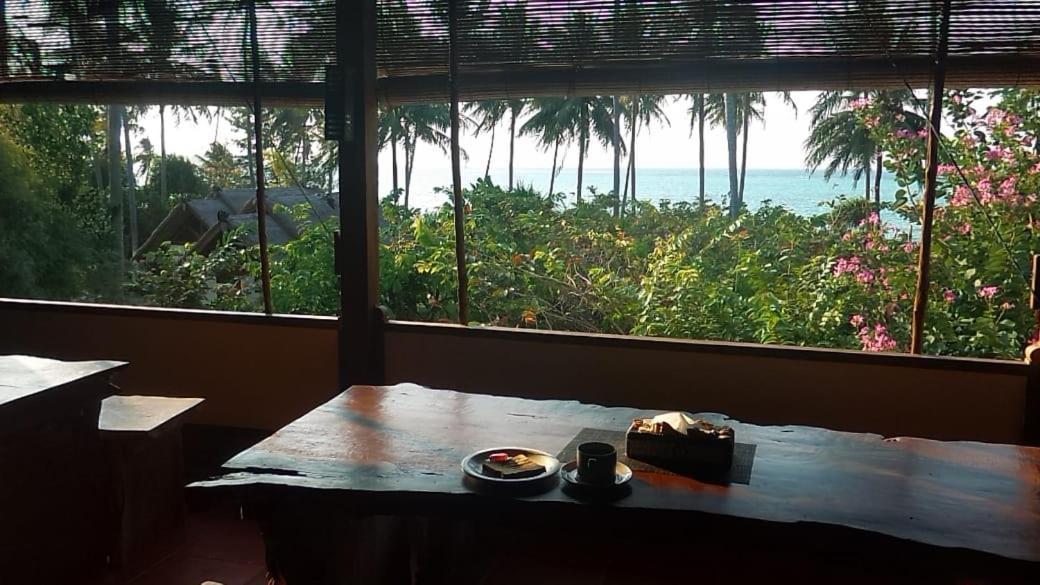 Ary'S Lagoon Bungalow & Hotel Karimunjawa Luaran gambar