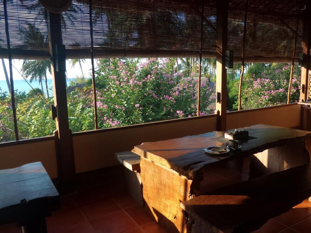 Ary'S Lagoon Bungalow & Hotel Karimunjawa Luaran gambar